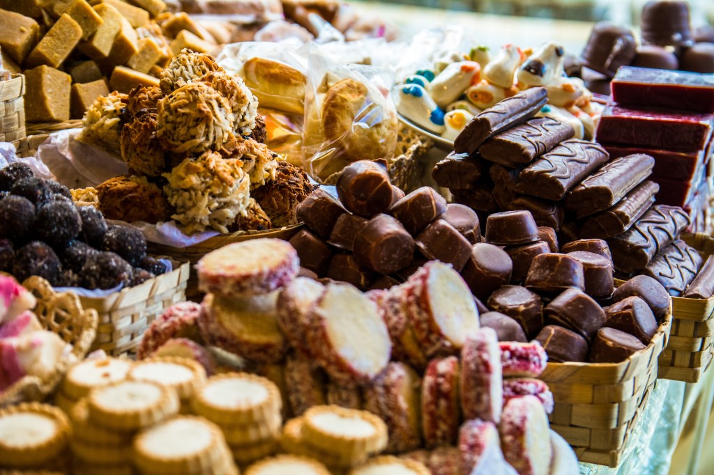 Indulge at Tutto Freddo - A Sweet Paradise for Cakes, Ice Cream, Brownies, and Milkshakes' - Satisfy your sweet cravings at Tutto Freddo with an array of delectable options, including cakes, ice cream, brownies, and milkshakes. It's a dessert lover's dream!