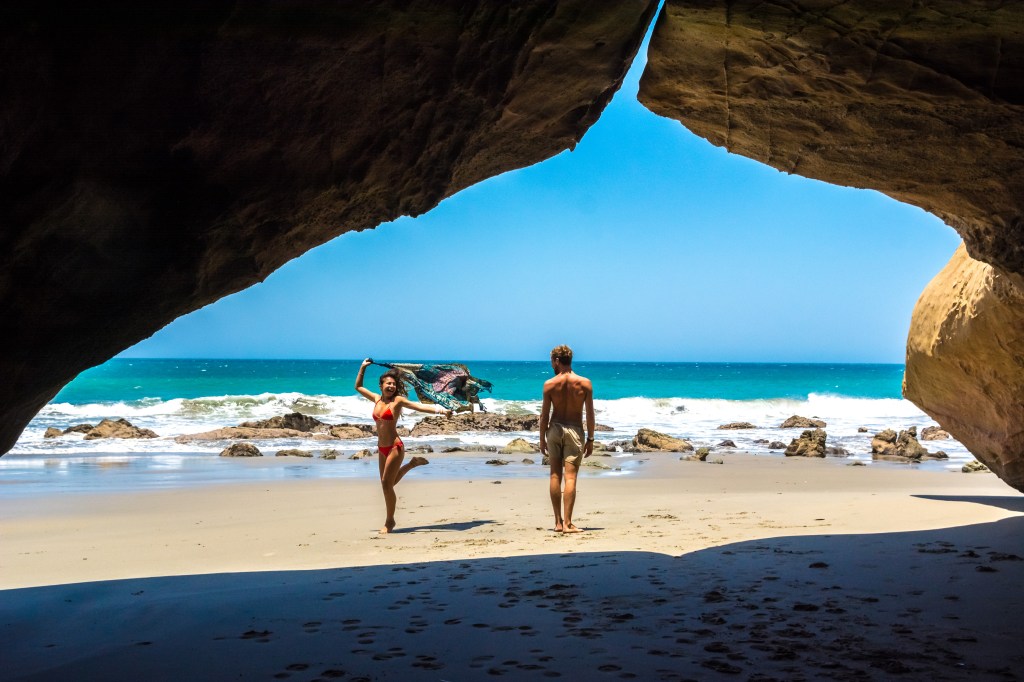Image showcasing perfectly shaped Peruvian surf points and uncrowded waves, ideal for dedicated surfers seeking quality waves and less congestion.