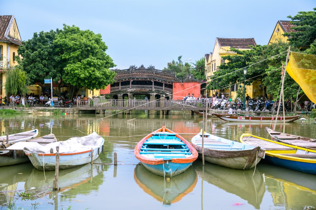 Exploring the charming Old Town, discovering quaint coffee shops, vibrant markets, and delectable cuisine.