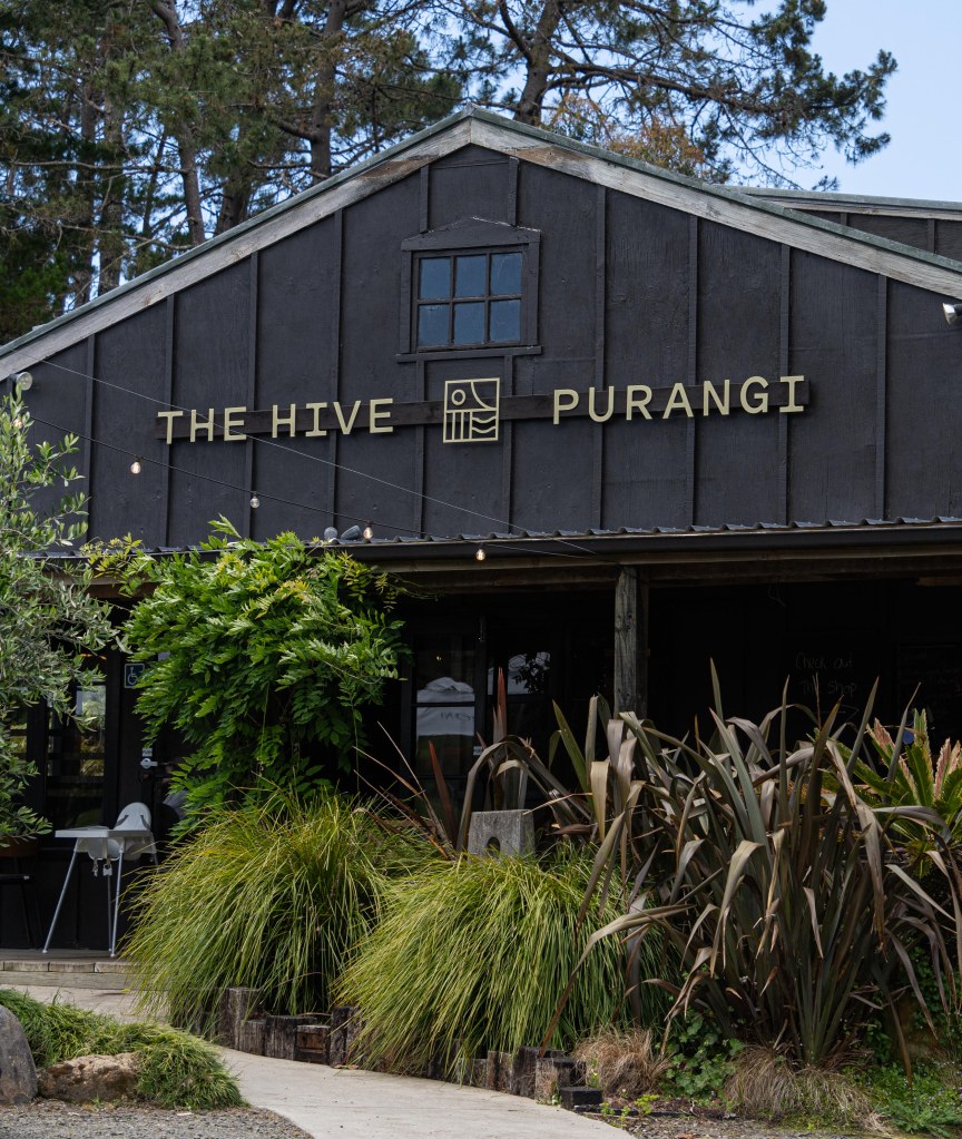 Serving delicious pizza, craft beers, and wine at The Hive, Purangi, Coromandel, New Zealand.